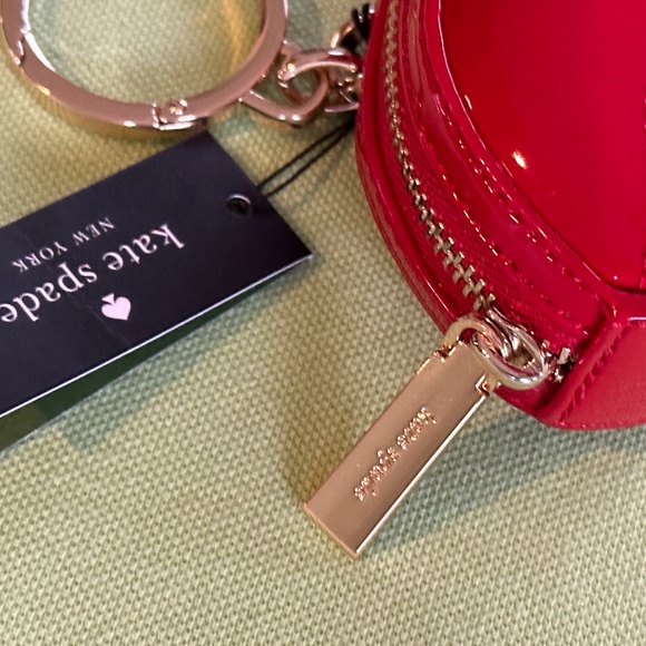 KATE SPADE MWAH LIPS COIN PURSE:NWT 3D LIPS - Picture 9 of 13